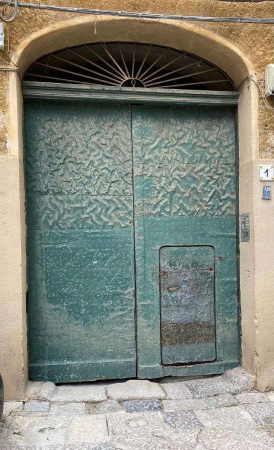 Appartamento Casa di fronte la Cattedrale Palermo Esterno foto